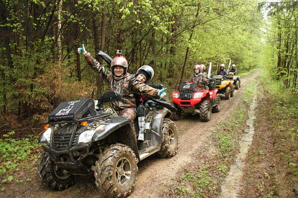 Прокат квадроциклов летом в Набережных Челнах. Сервис Ultra Подарки. Подарочный сертификат на прокат квадроциклов летом и зимой в Набережных Челнах. Закажите катание на квадроциклах недорого и наслаждайтесь активным отдыхом с друзьями. Выбирайте живописные маршруты для езды на квадроциклах. Сервис UltraPodarki.ru 8800-505-9530. Катание на квадроциклах, Прокат квадроциклов, езда на квадроцикле, прокат квадроциклов Набережные Челны, катание на квадроциклах Набережные Челны, Катание на квадроциклах летом, Катание на квадроциклах зимой, Сертификат на катание на квадроциклах 

