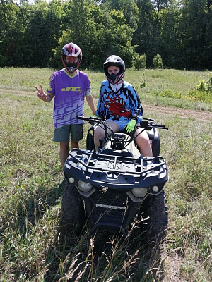 Катание на квадроциклах в Набережных Челнах. Сервис Ultra Подарки. Подарочный сертификат на катание на квадроциклах в Набережных Челнах. Закажите катание на квадроциклах недорого и наслаждайтесь активным отдыхом с друзьями. Выбирайте живописные маршруты для езды на квадроциклах. Сервис UltraPodarki.ru 8800-505-9530. Катание на квадроциклах, Прокат квадроциклов, езда на квадроцикле, прокат квадроциклов Набережные Челны, катание на квадроциклах Набережные Челны, Катание на квадроциклах зимой, Катание на квадроциклах летом, Сертификат на катание на квадроциклах